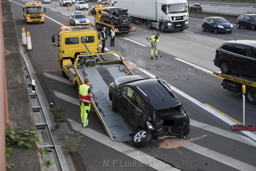 VU mehrere PKW A 3 Rich Oberhausen Hoehe AK Koeln Ost P252.JPG - Miklos Laubert